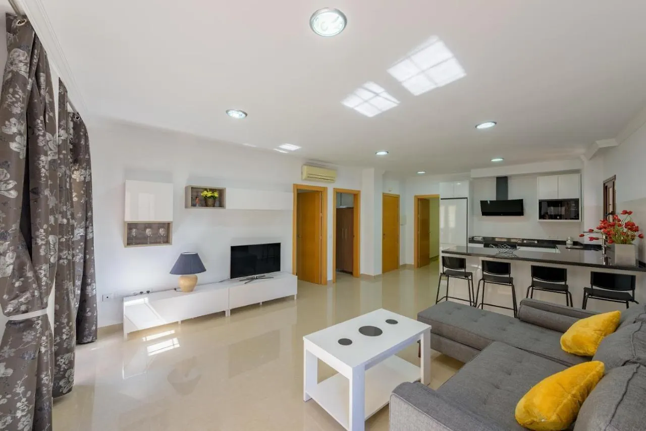 Apartamento Centrico Sibarys - 2 Dormitorios- Calle Pintada Nerja Apartment